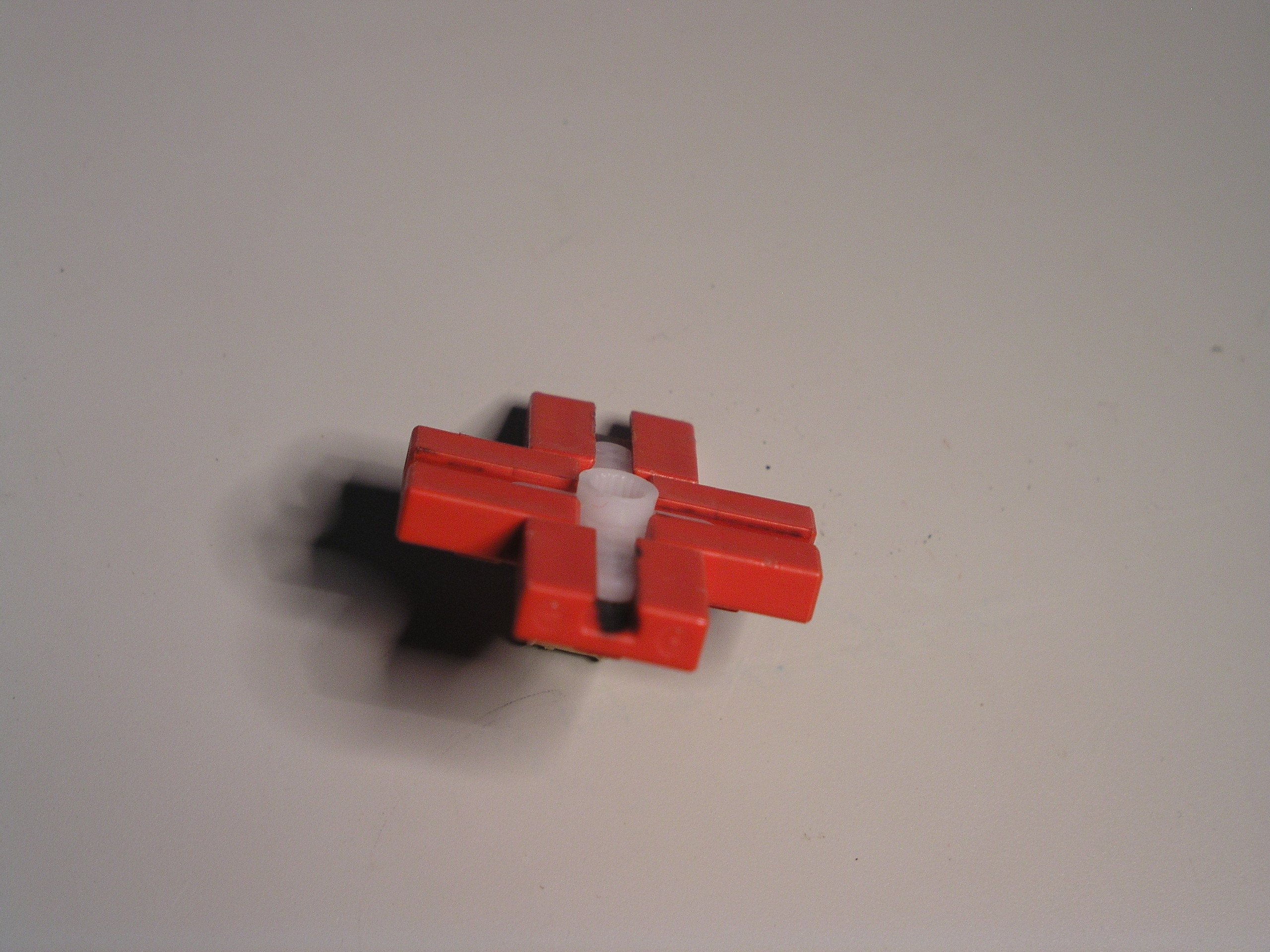 12. Vier Bausteine 5 und Kreuzadapter zusammengeschoben kurze Seite.JPG