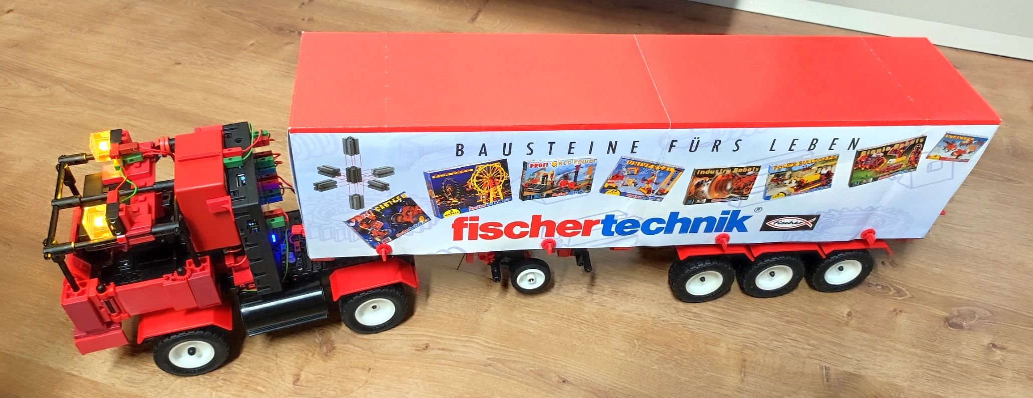 Articulated truck.jpg